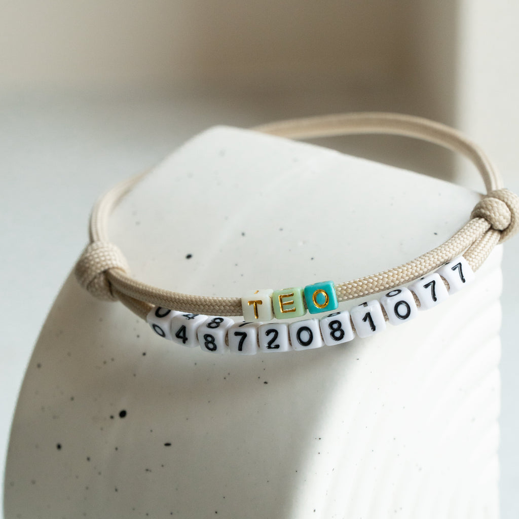 Adresówka z paracordu Psiumpel, dla Psa i Ciebie