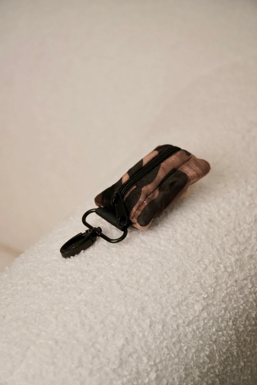 Etui na woreczki WILD - Psiumpel