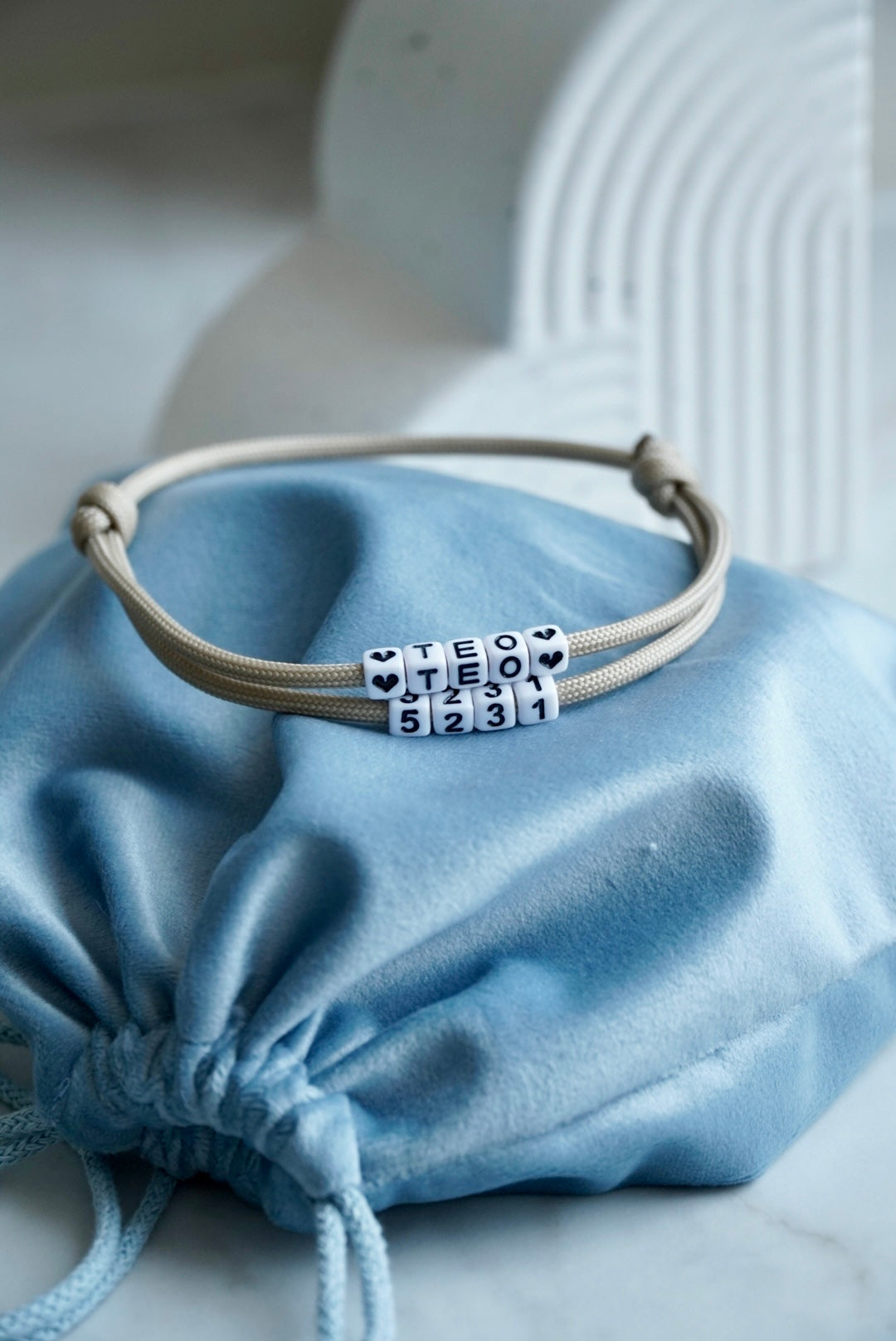 Adresówka z paracordu Psiumpel, dla Psa i Ciebie